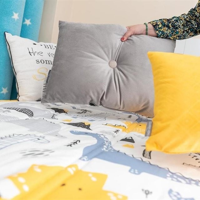 Cambia el ambiente de tu salón con nuevos cojines decor