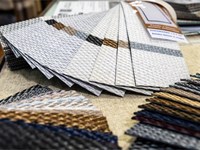 ¿Cómo puedo medir mi salón para elegir el tamaño de alfombra ideal?