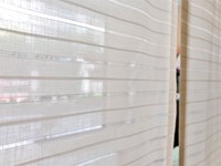 ¿Cuáles son las últimas tendencias en estores para salones modernos?