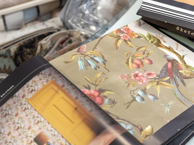 Diseños que transforman tu hogar: papel pintado en Vigo