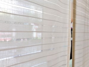 ¿Qué diferencia hay entre un estor enrollable y un estor plegable?