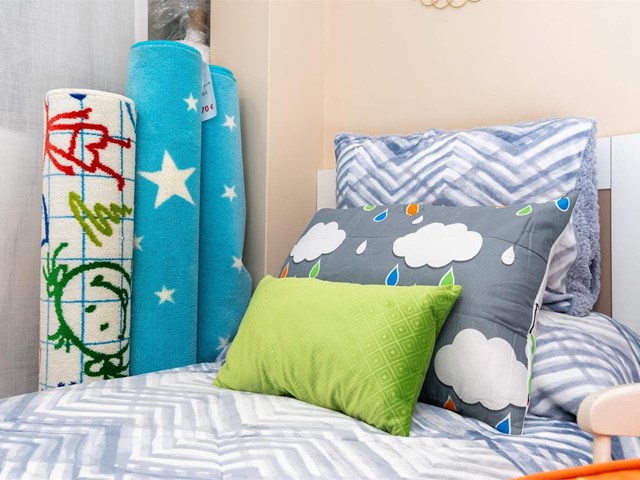 ¿Qué tipos de relleno son los más cómodos y duraderos para los cojines?